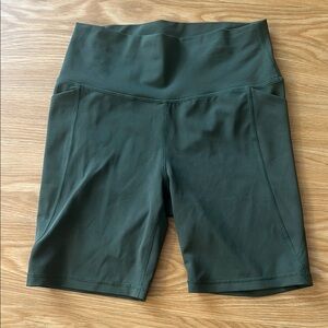 Senita Athletics Green Bike Shorts High-Waisted Stretch